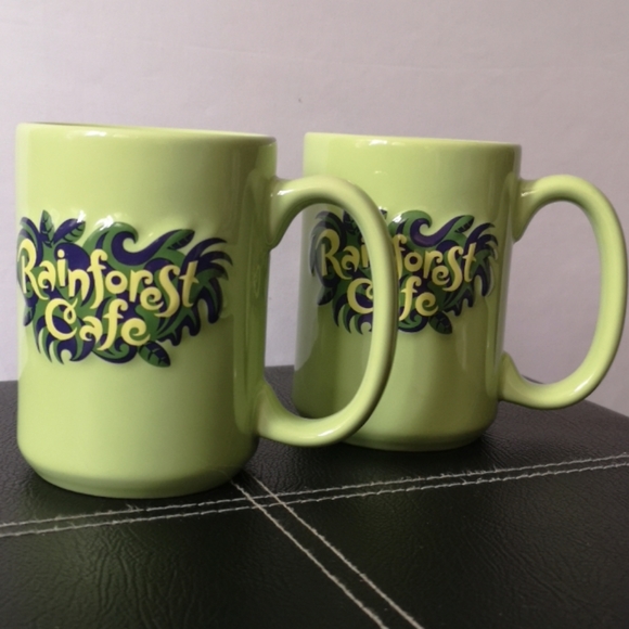 Set of Two Rainforest Cafe Mugs, 2-Sided with 3D Design, Like-new - Picture 3 of 5